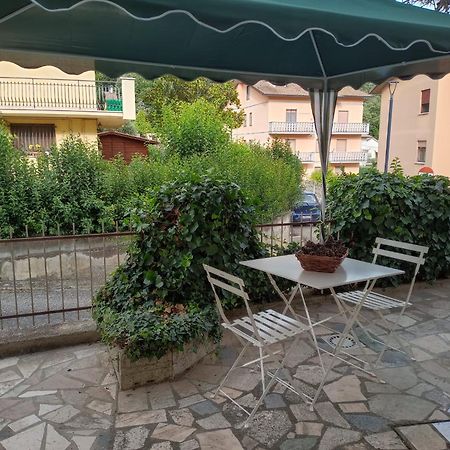 La Cicogna Vila Fornole Exterior foto